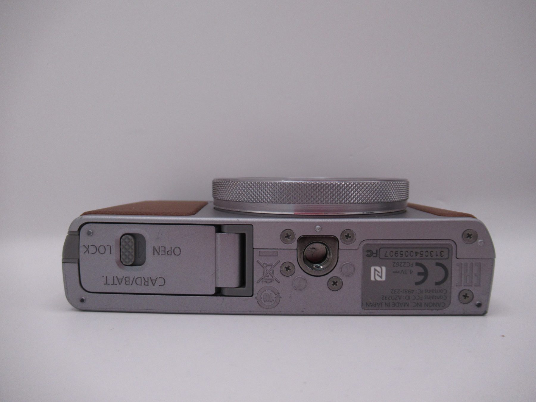 Canon PowerShot G9 X Digital Point and Shoot Camera 20.2MP - Black image 5