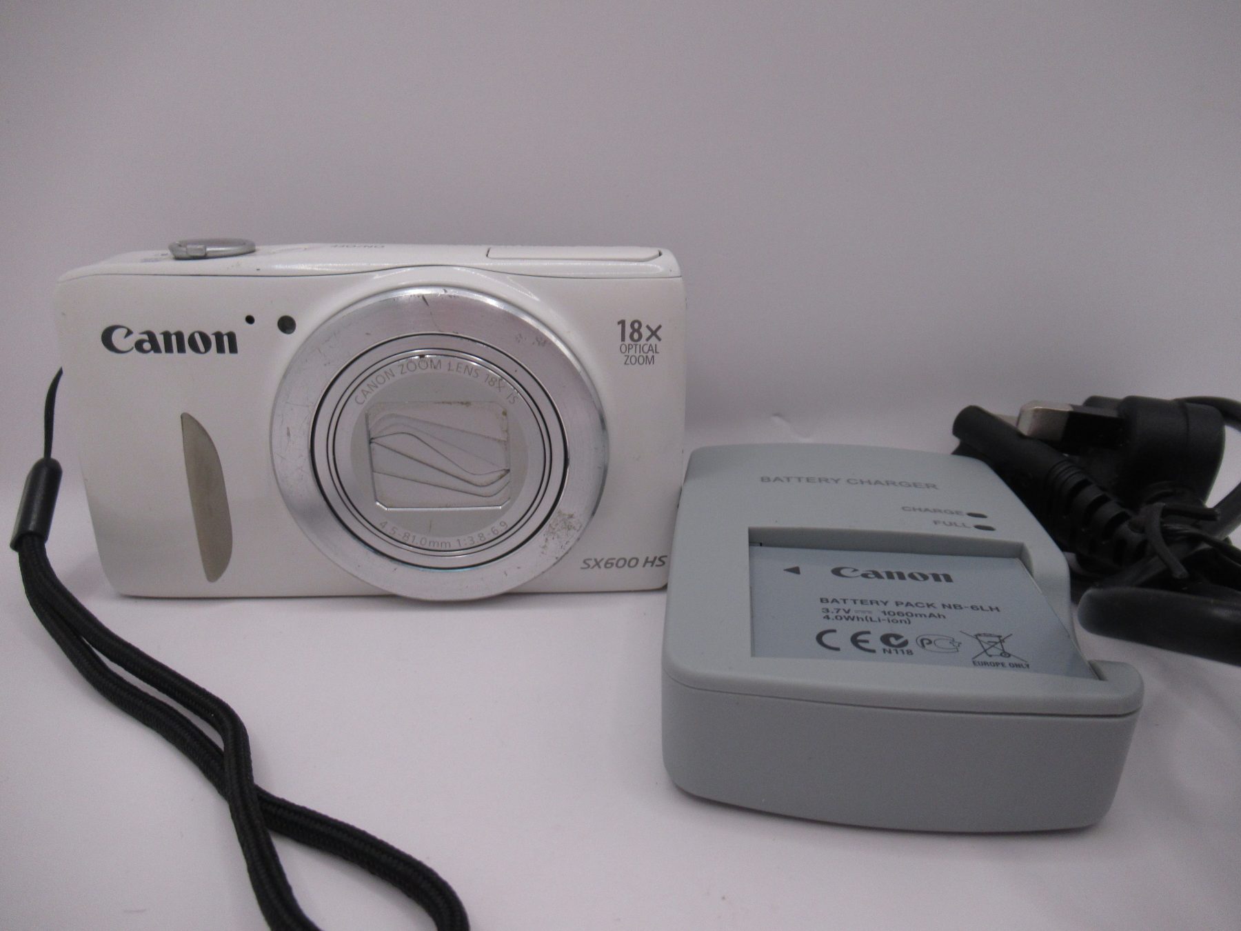 Canon PowerShot SX600 HS Digital Point and Shoot Camera 16.0MP - Black .No WiFi.