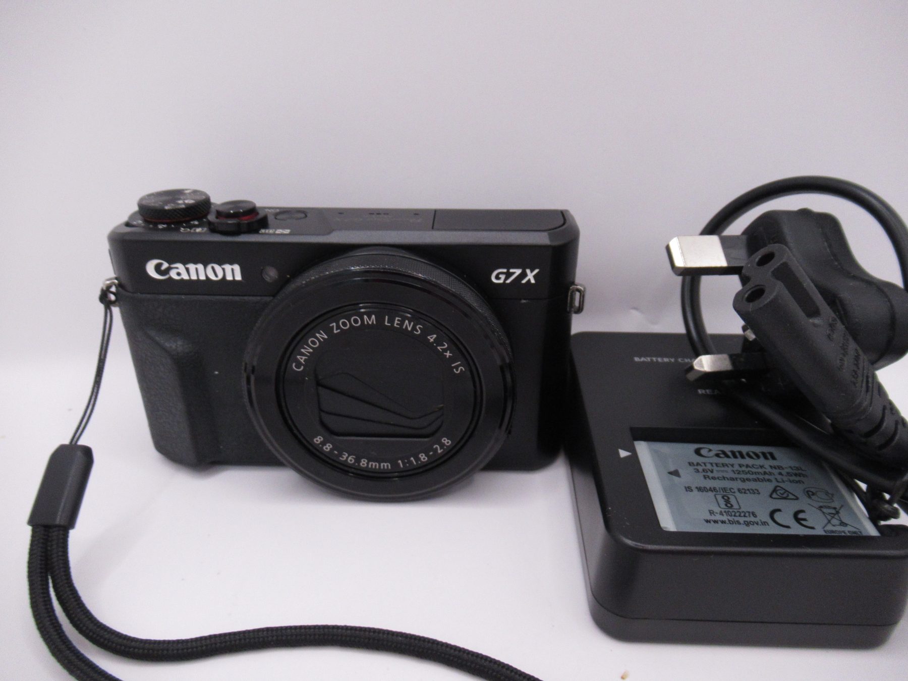 Canon PowerShot G7 X Mark II Digital Point and Shoot Camera 20.1MP - Black